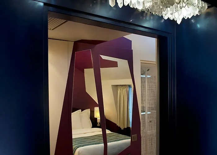 Cristal Champs Elysees 4* Paris
