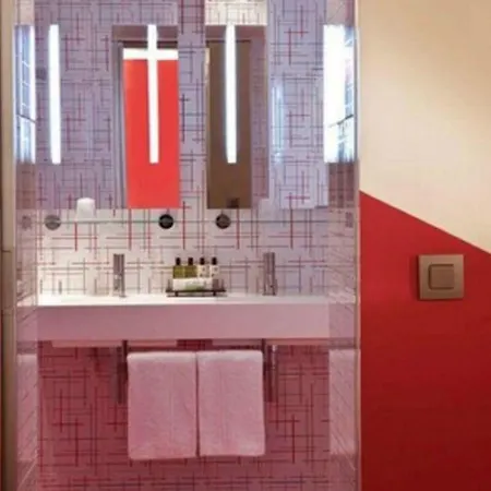 Cristal Champs Elysees Hotel 4*