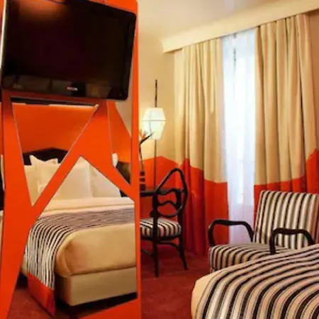 Cristal Champs Elysees Hotel 4*